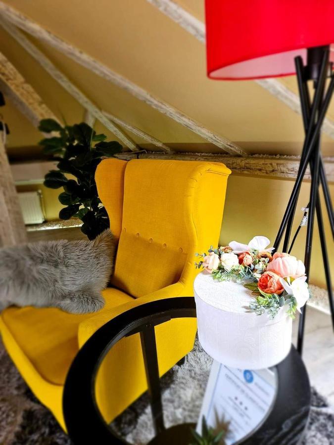 Laci Lak Oradea Eksteriør bilde