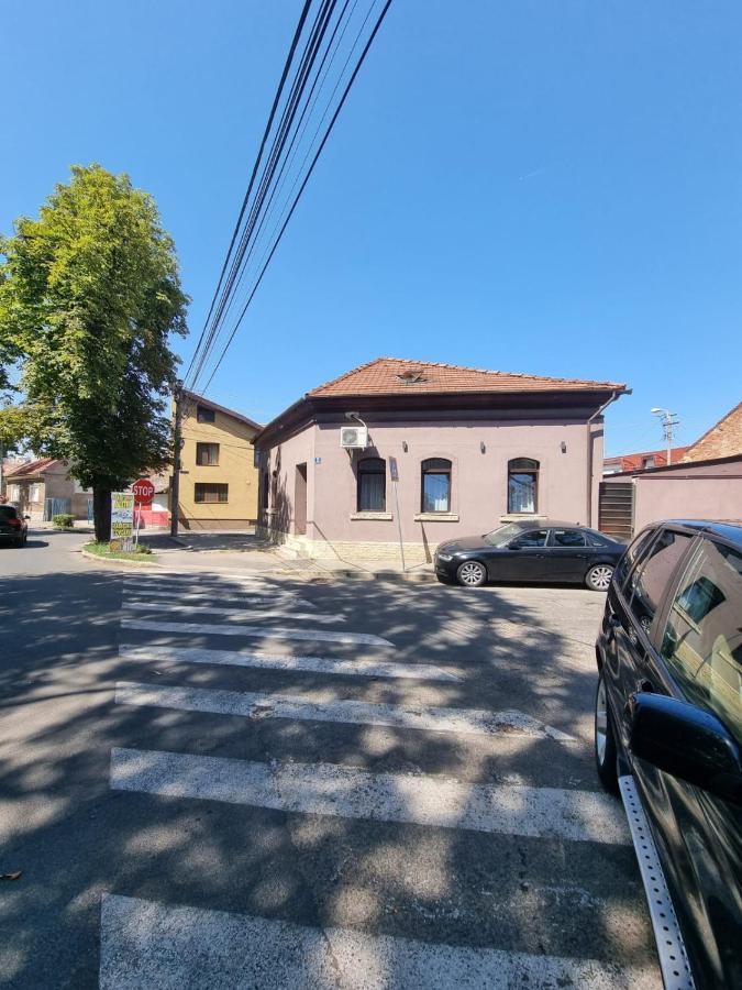 Laci Lak Oradea Eksteriør bilde